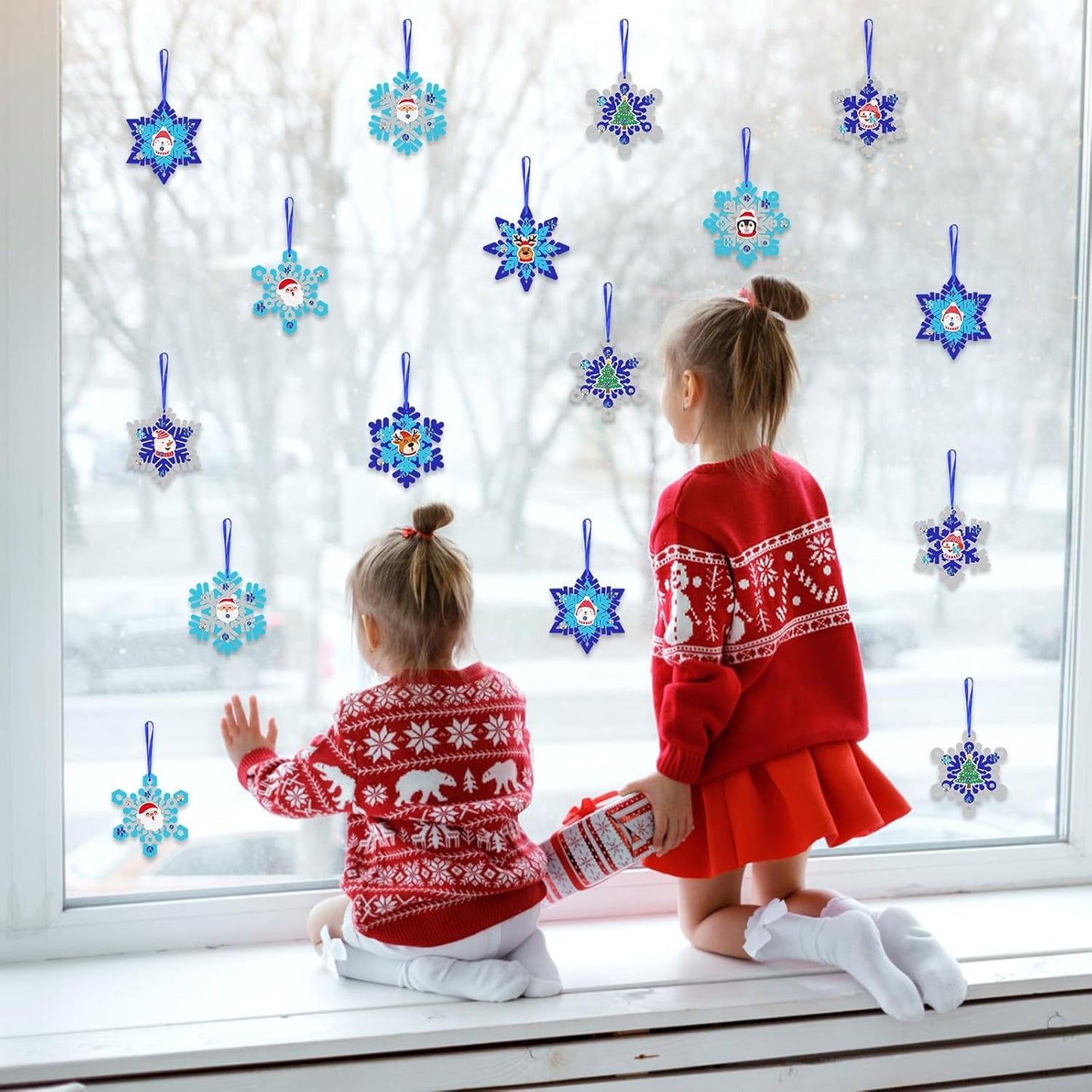 Fennoral 18 Pack DIY Snowflakes Craft Kit for Kids Make You Own Snowflake Foam Sticker Ornament DIY Christmas Arts and Crafts for Chirstmas Party Supplies Winter Christmas Tree Decoration