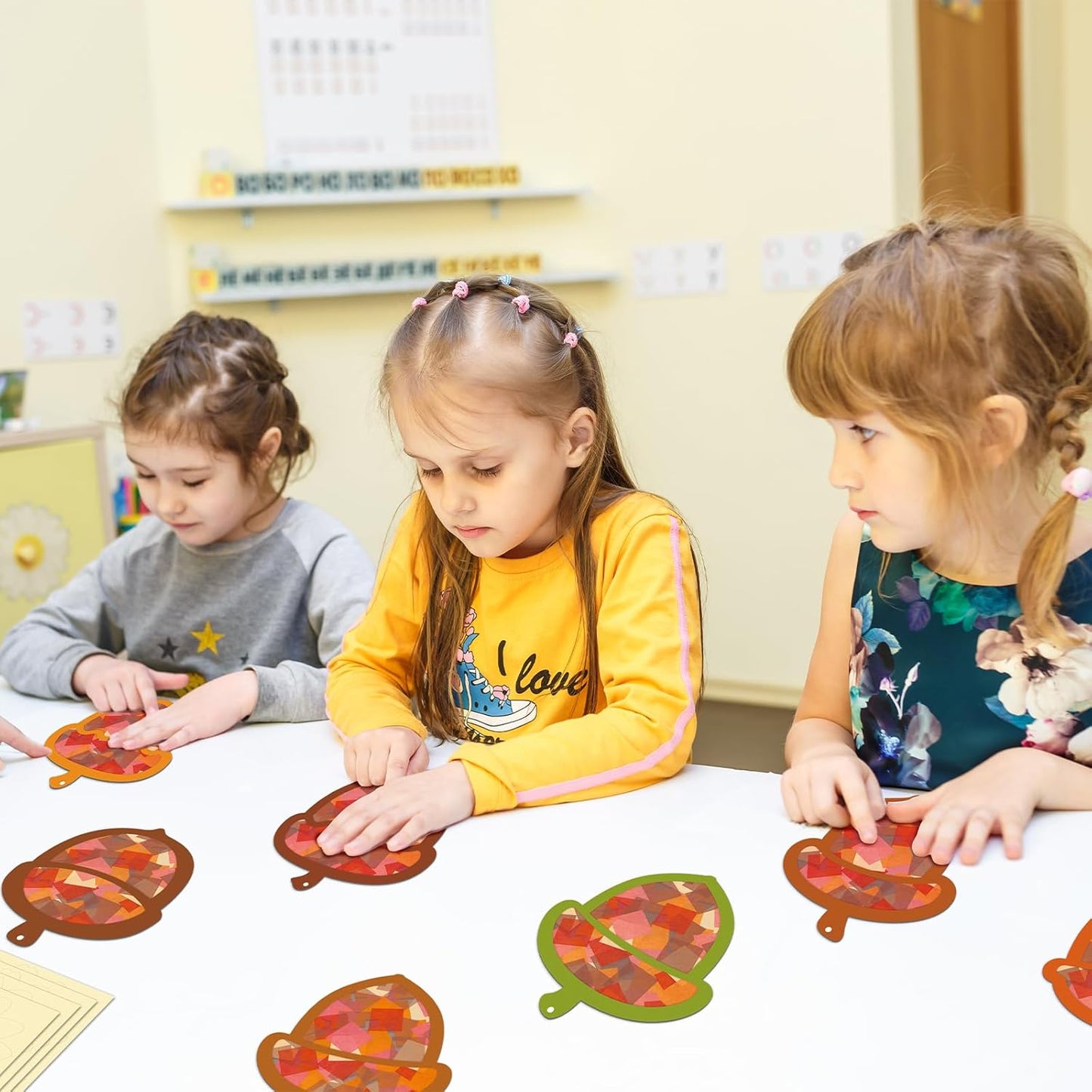 Renbuzhu 40PCS Fall Crafts Bulk: Acorn Paper Suncatchers DIY Kit for Autumn Thanksgiving Activities Decorations, Window Stained Glass Effect Art Supplies