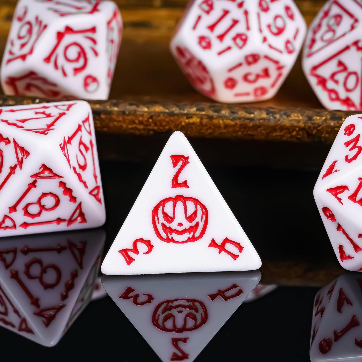 7-Die DND Dice Set Halloween Pattern Polyhedral Dice Set with Leather Bag, Skull Die D&D Die for RPG Table Games (Halloween Pattern-White/Red Number)